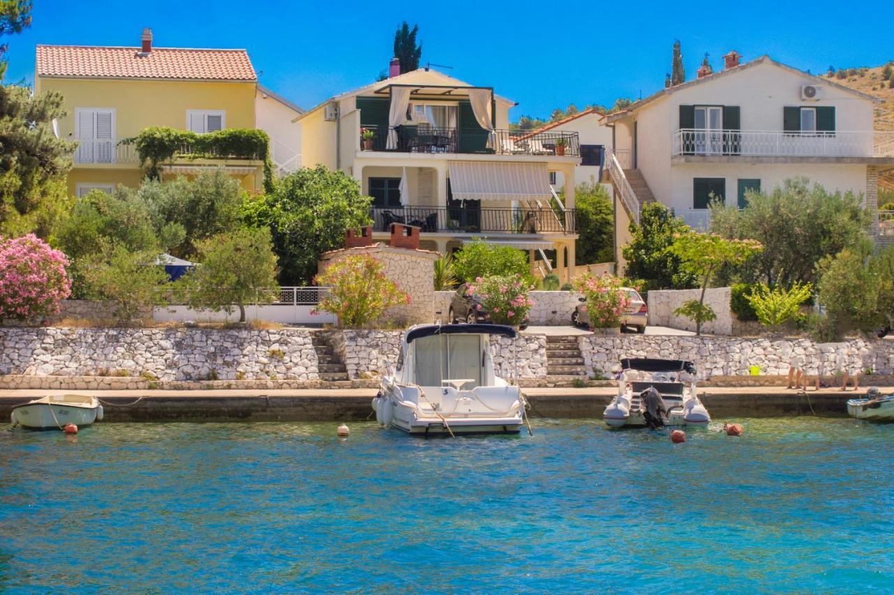 Villa Vala Zaboric Buitenkant foto
